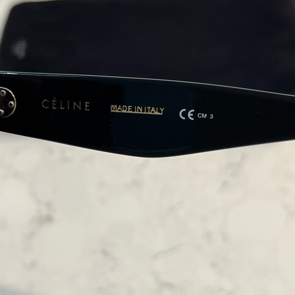 Authentic Celine (original) round cat-eye sunglasses, black frames, green lens. - Picture 8 of 9